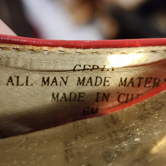 Guess Red Glossy Patent Leather Spike Peep Toe Heels Size 6M - Picture 16 of 16